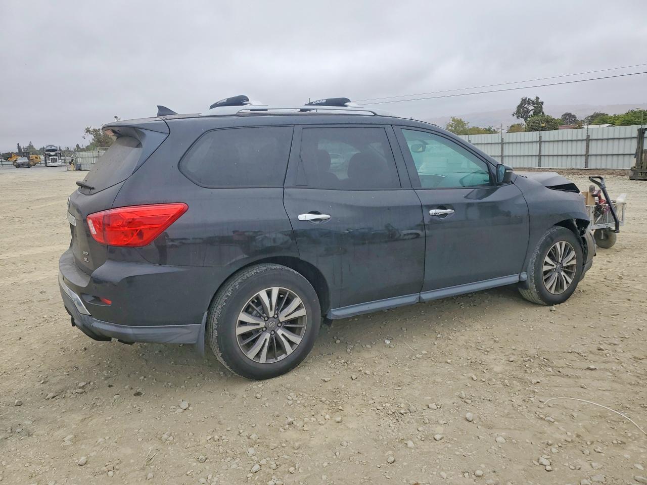 2017 NISSAN PATHFINDER SL — снимка 3