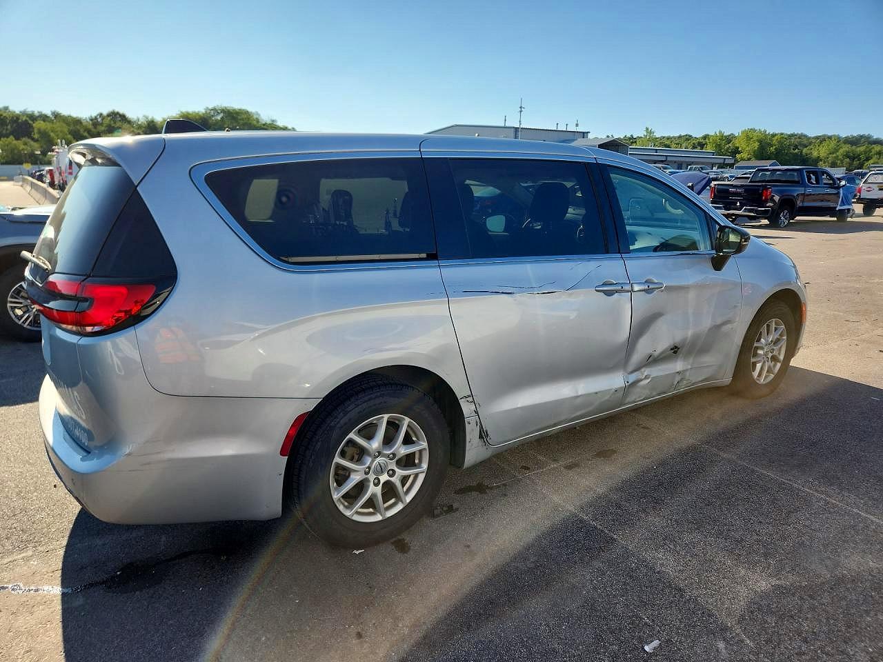 2024 CHRYSLER PACIFICA TOURING L — снимка 3