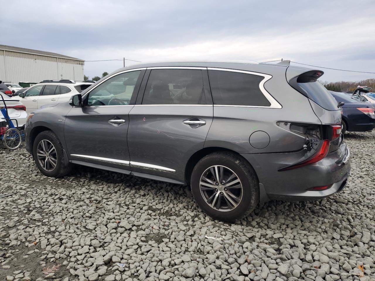2017 INFINITI QX60 BASE — снимка 2