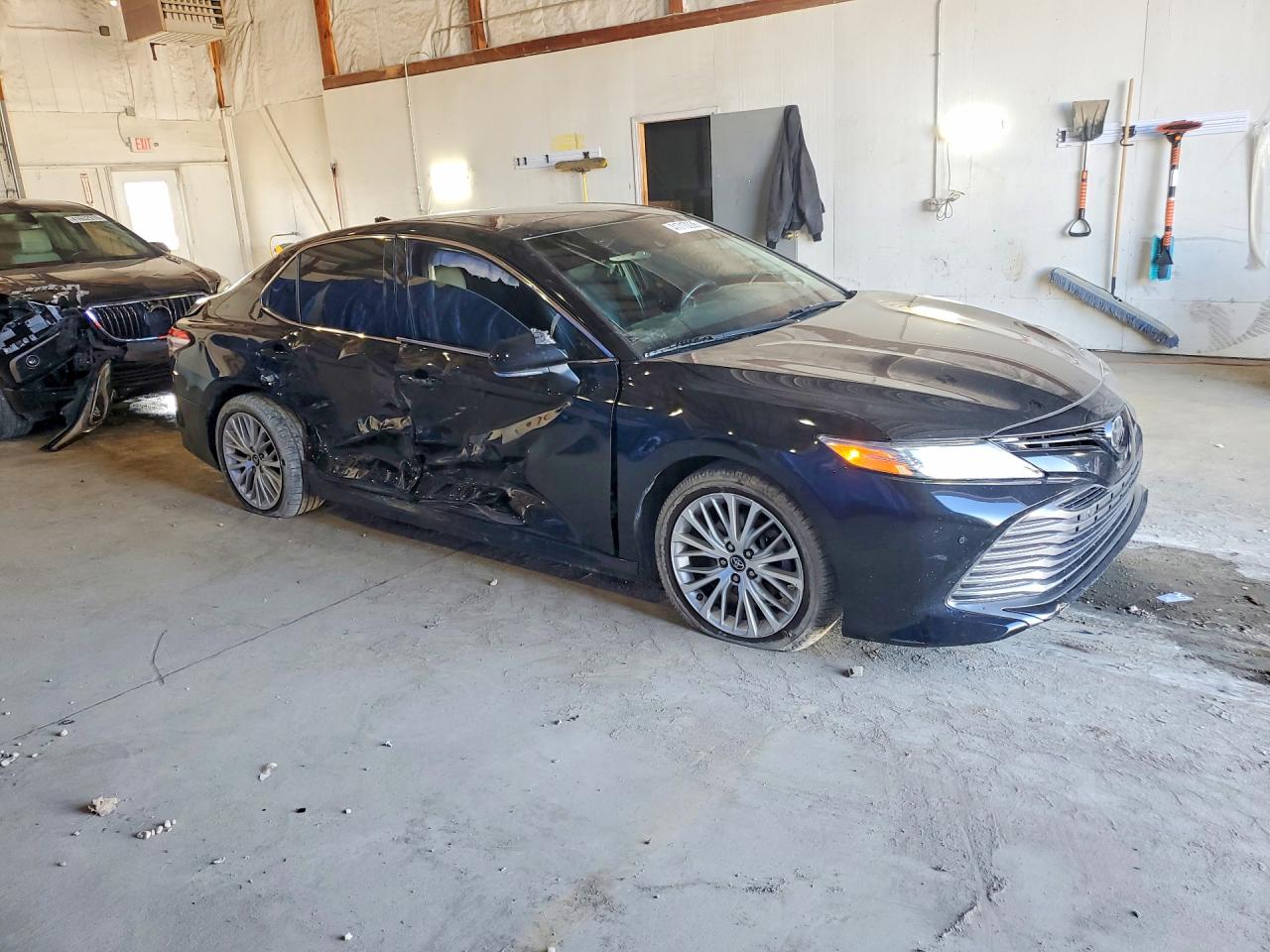 2018 TOYOTA CAMRY XLE — снимка 4