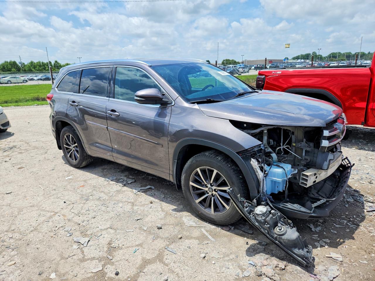 2017 TOYOTA HIGHLANDER XLE — снимка 4