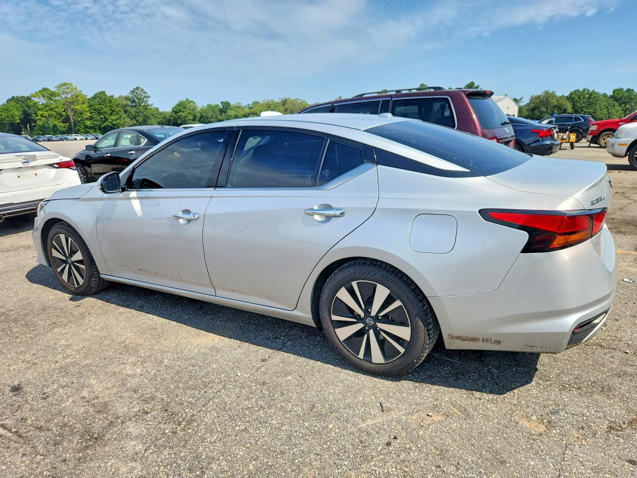2019 NISSAN ALTIMA SL — снимка 2