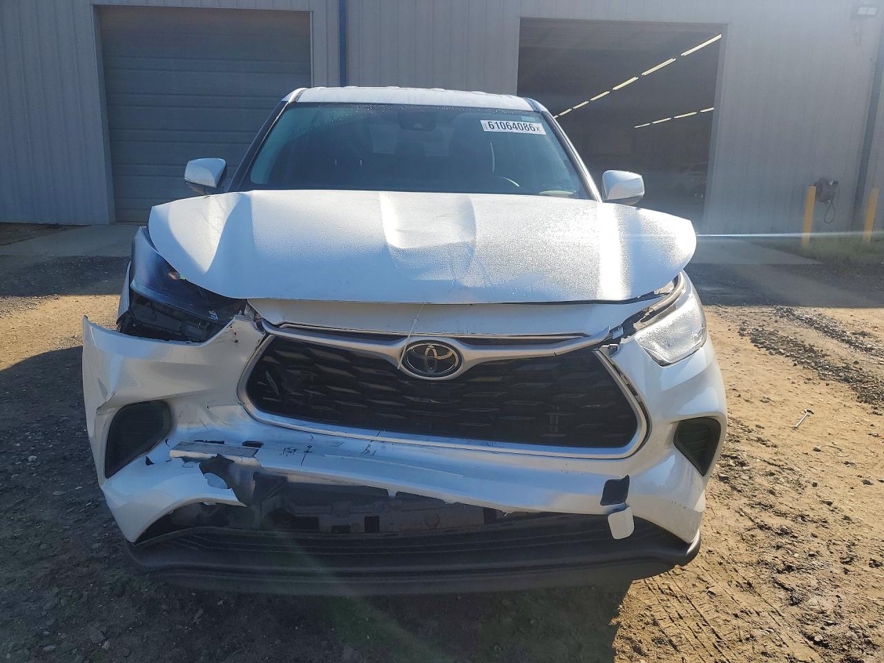 2022 TOYOTA HIGHLANDER L — снимка 5