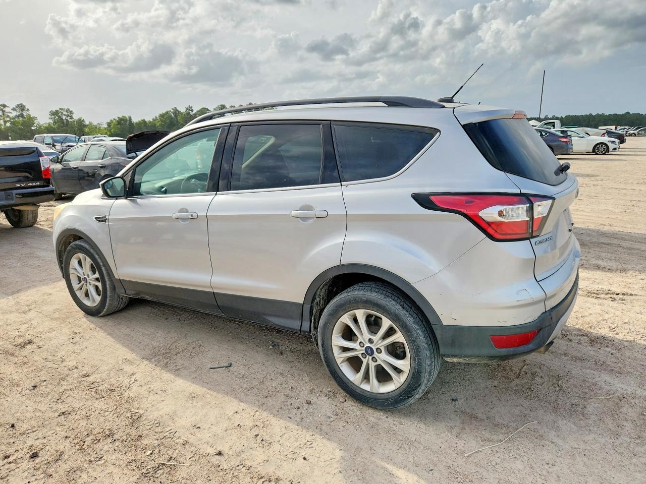 2018 FORD ESCAPE SE — снимка 2