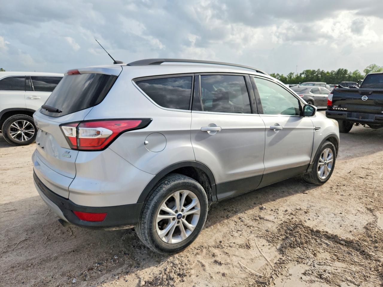2018 FORD ESCAPE SE — снимка 3