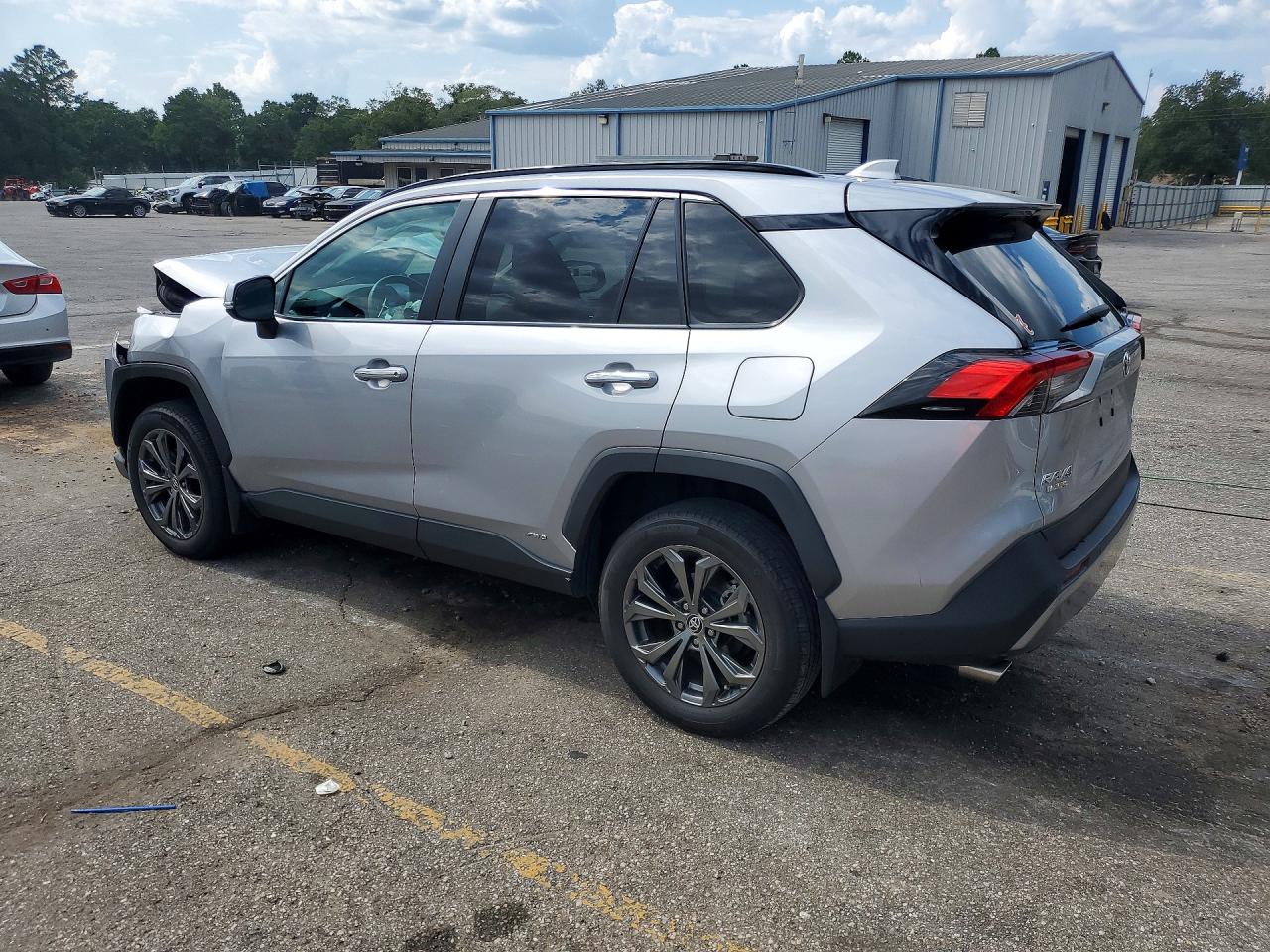 2024 TOYOTA RAV4 LIMITED — снимка 2