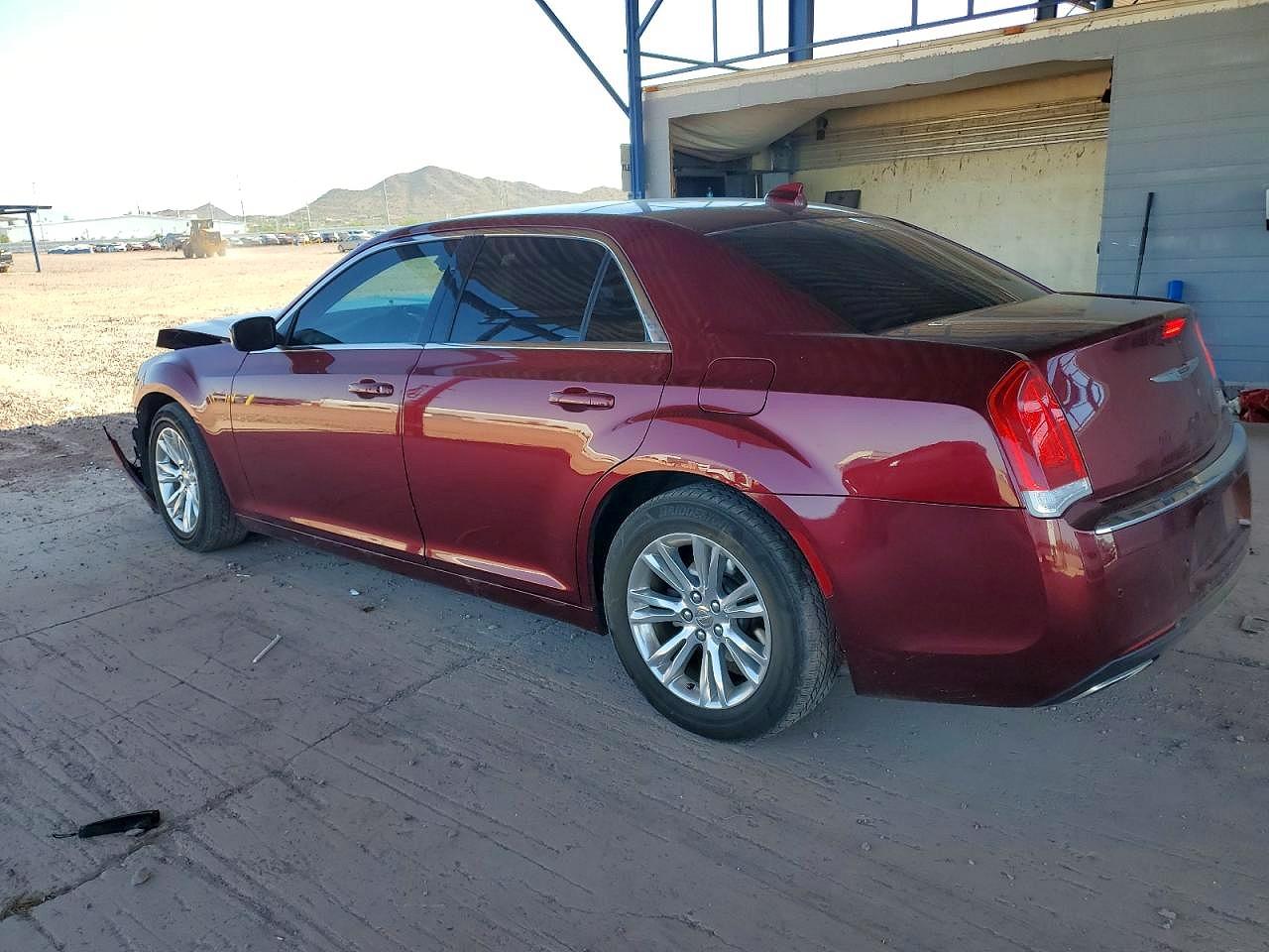 2021 CHRYSLER 300 TOURING — снимка 2