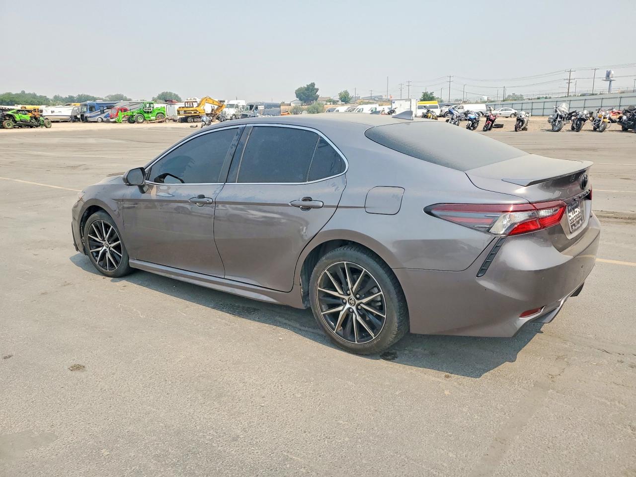 2022 TOYOTA CAMRY SE — снимка 2