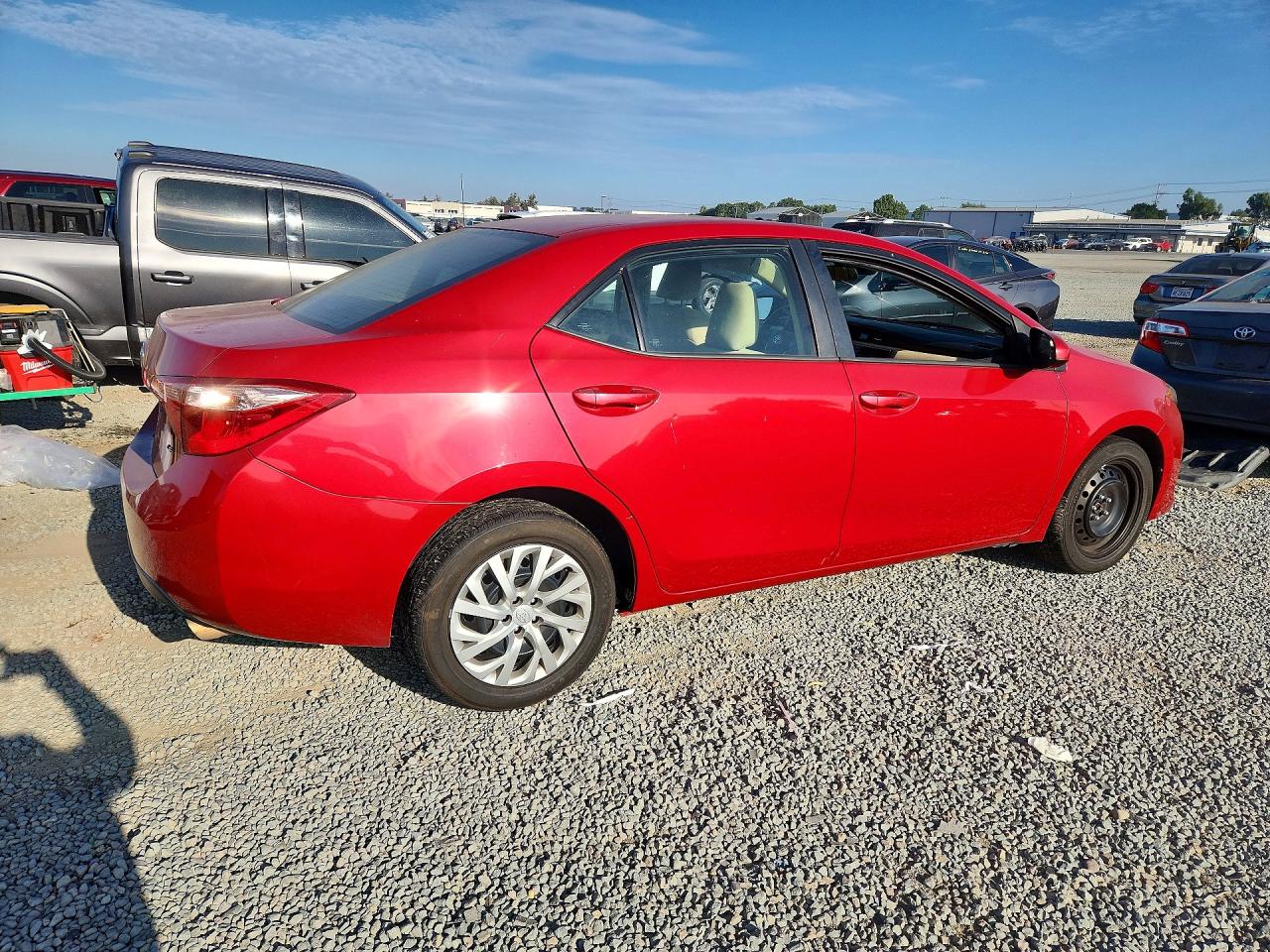 2019 TOYOTA COROLLA LE — снимка 3