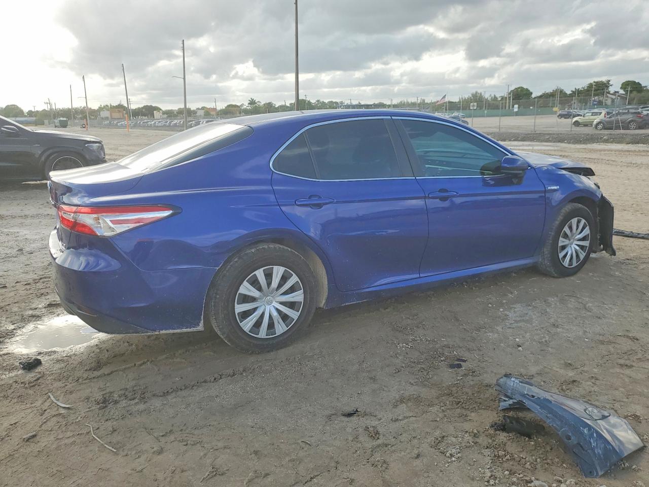 2018 TOYOTA CAMRY LE — снимка 3