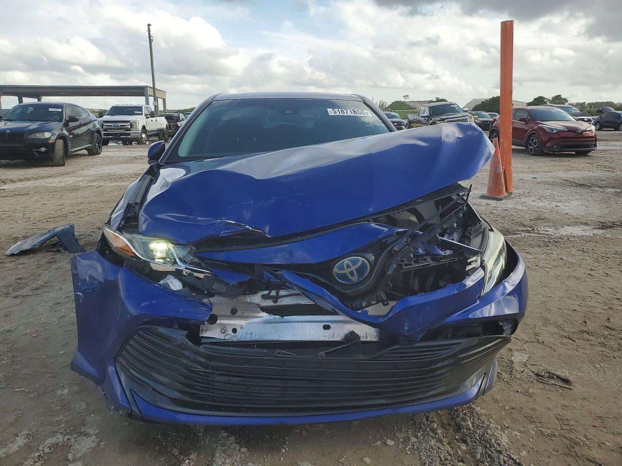 2018 TOYOTA CAMRY LE — снимка 5