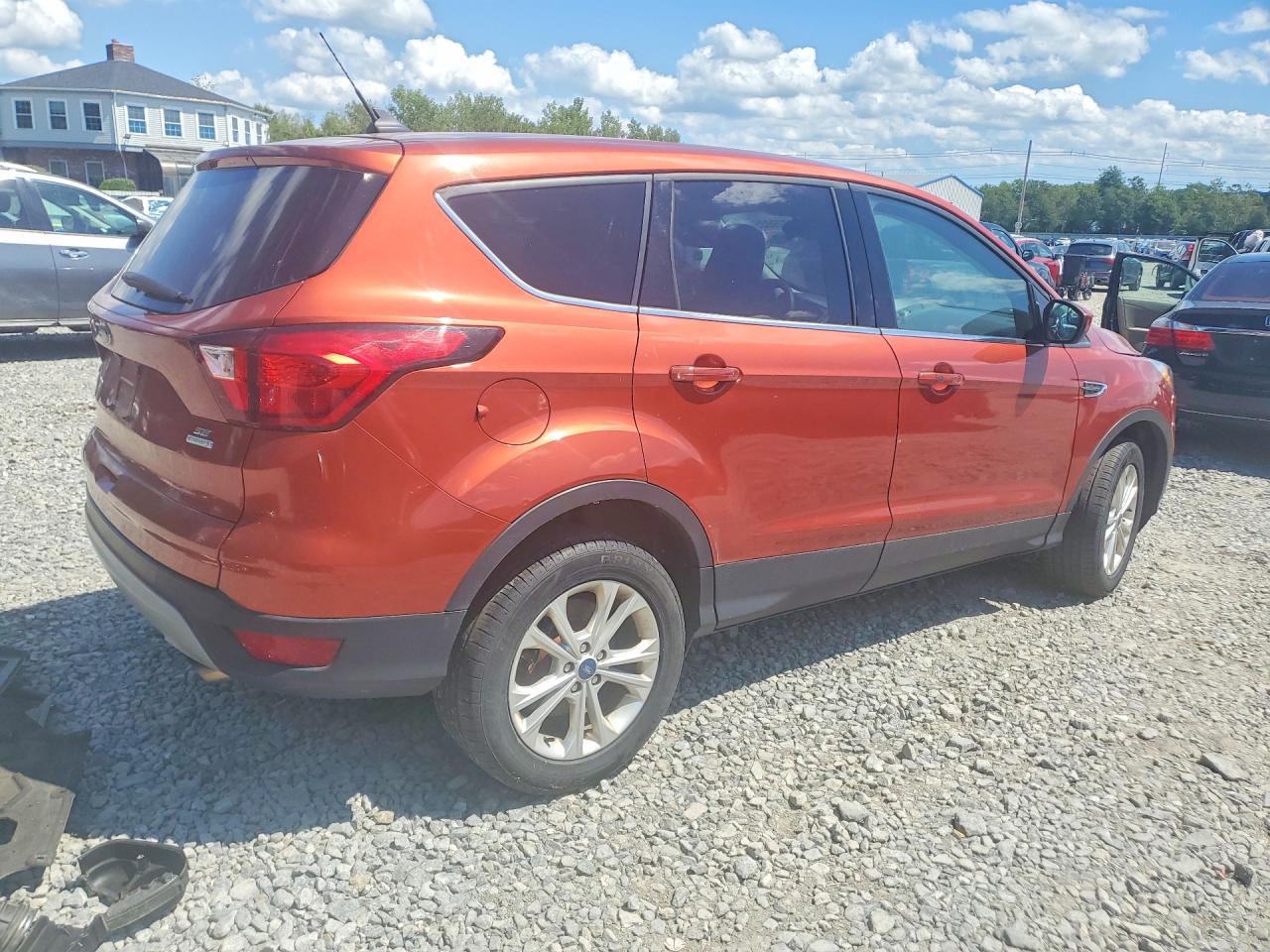 2019 FORD ESCAPE SE — снимка 3