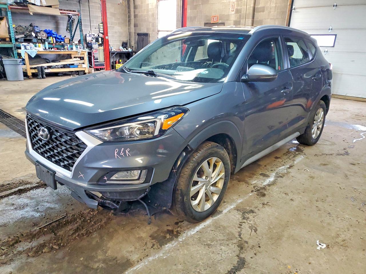 2019 HYUNDAI TUCSON SE