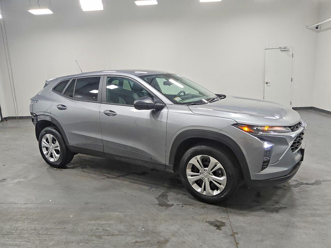 2026 CHEVROLET TRAX LS — снимка 4