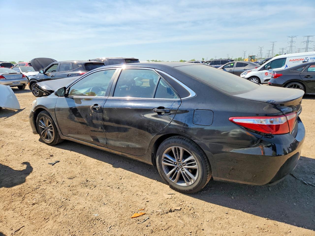 2015 TOYOTA CAMRY SE — снимка 2