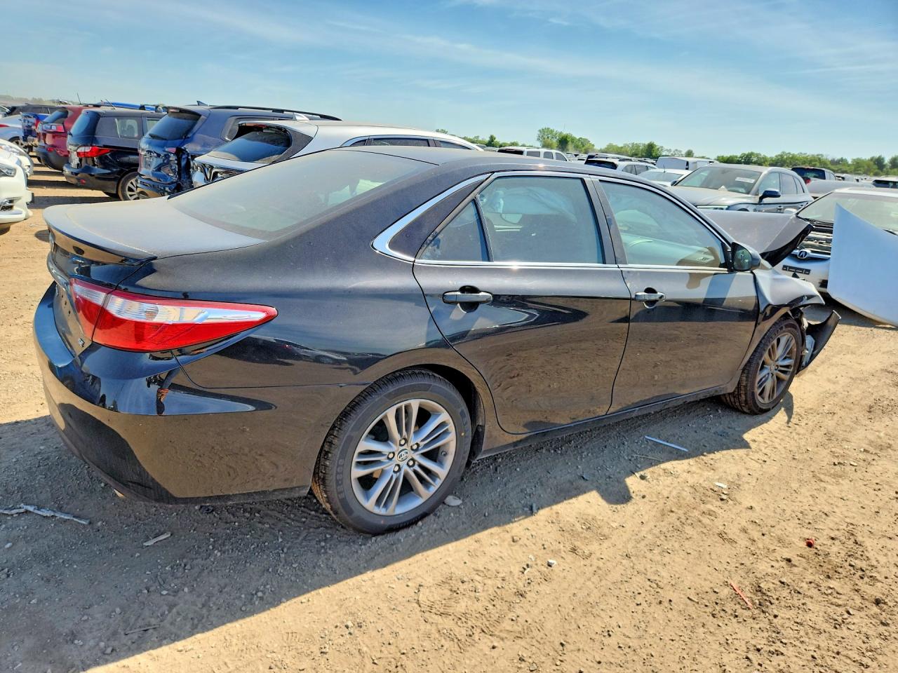 2015 TOYOTA CAMRY SE — снимка 3