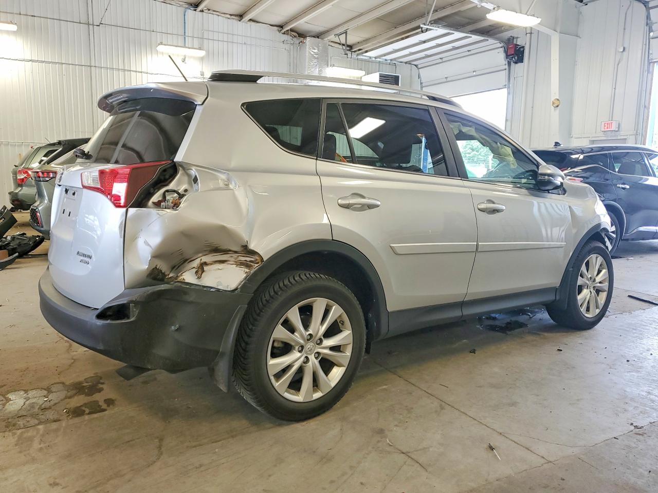 2015 TOYOTA RAV4 LIMITED — снимка 3