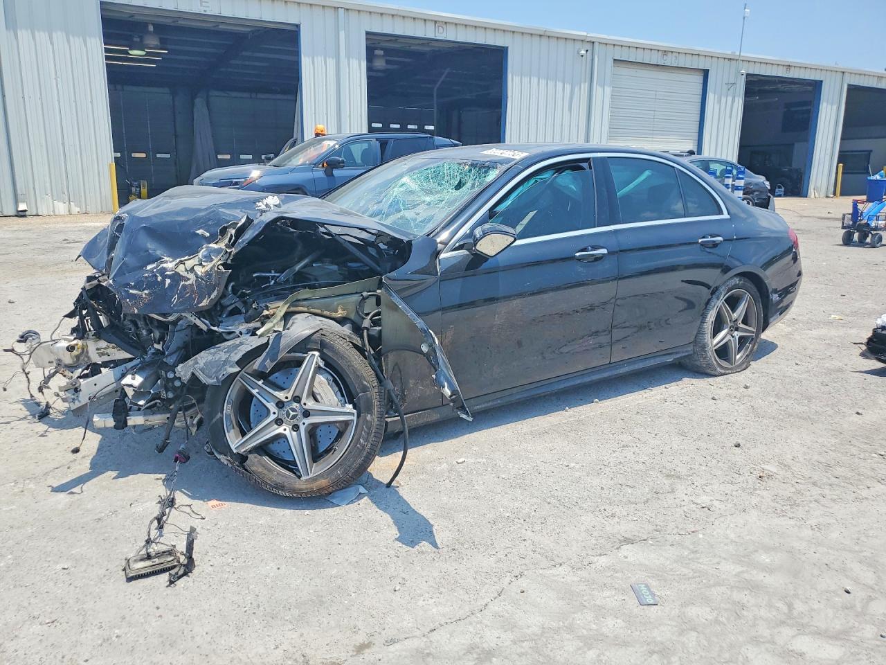 2017 MERCEDES-BENZ E 300 4MATIC