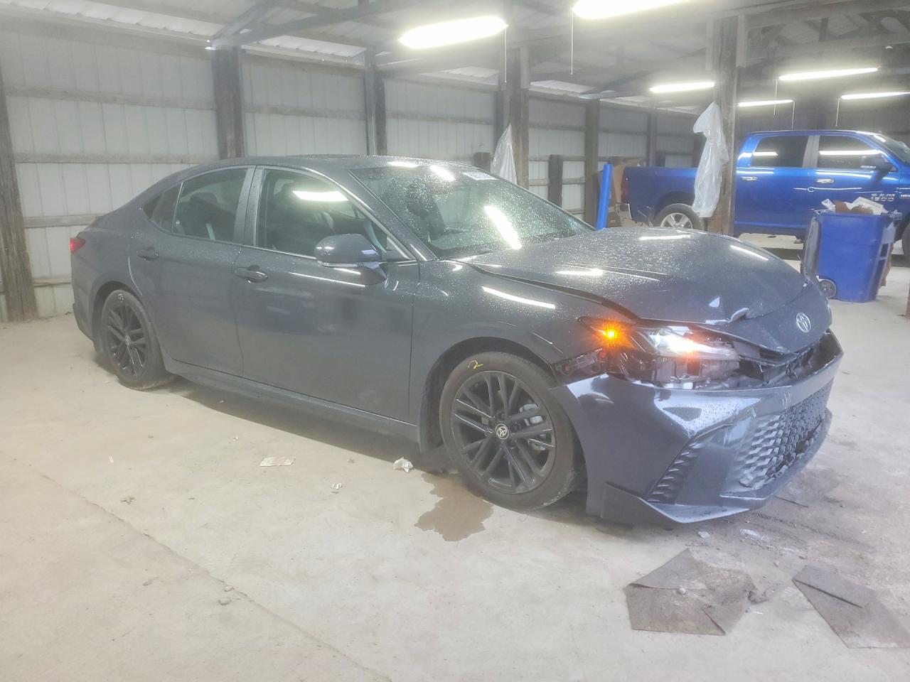 2025 TOYOTA CAMRY SE — снимка 4
