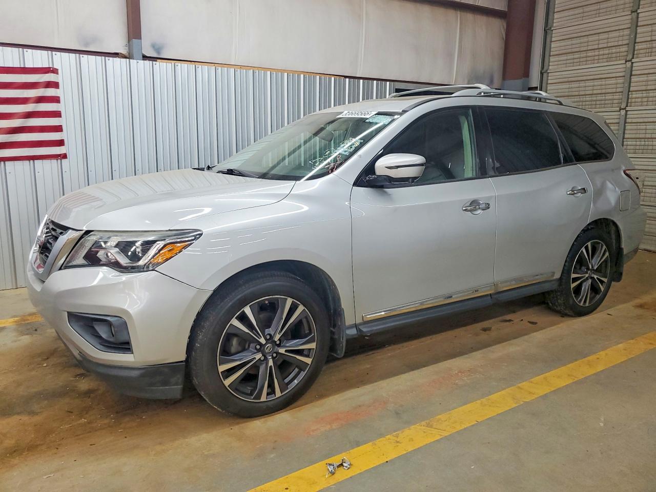2017 NISSAN PATHFINDER PLATINUM