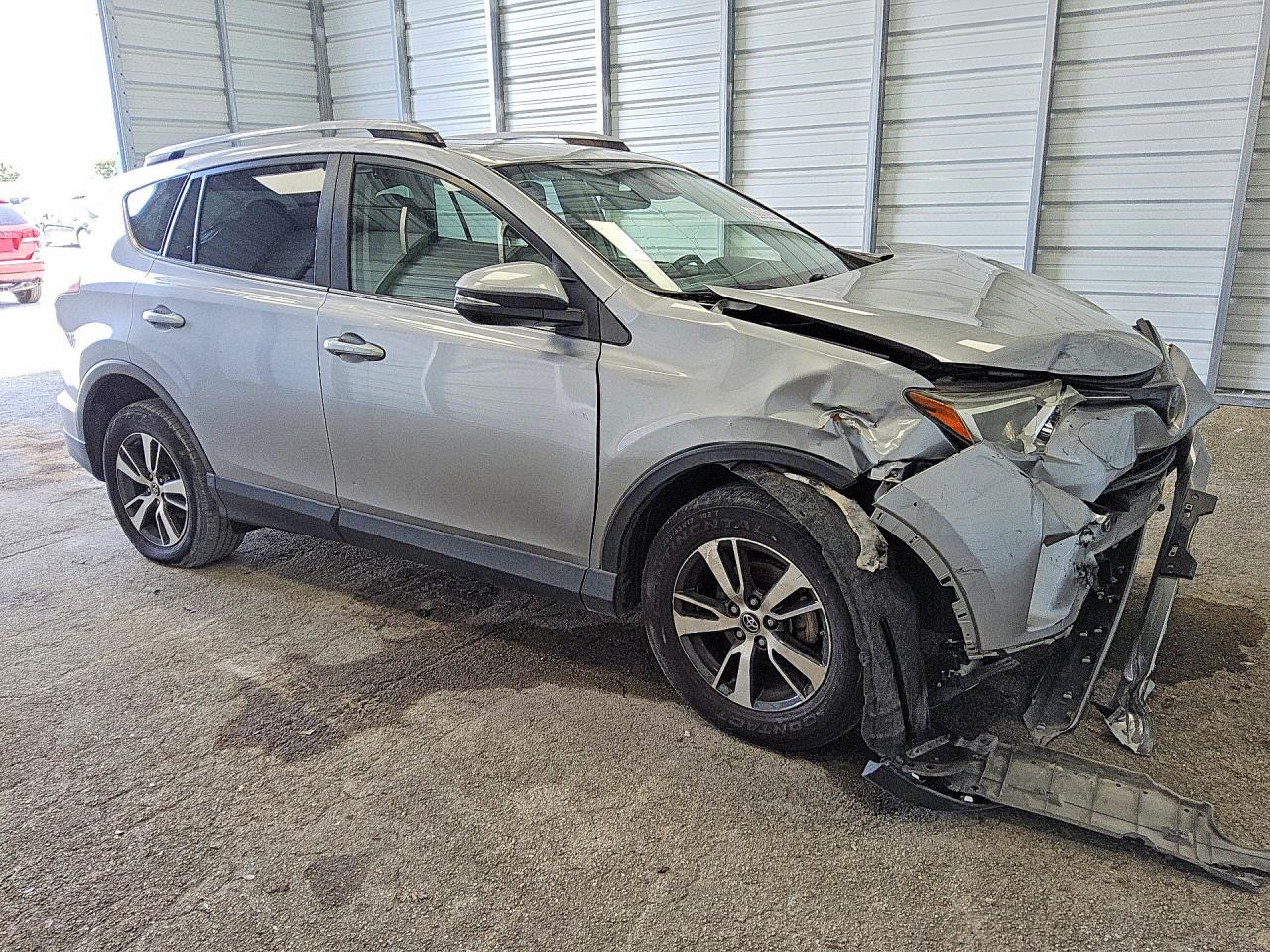 2018 TOYOTA RAV4 XLE — снимка 4