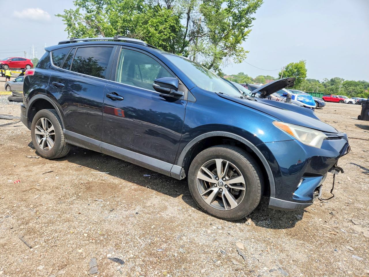 2018 TOYOTA RAV4 XLE — снимка 4