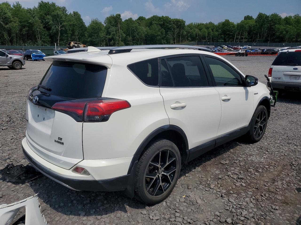2018 TOYOTA RAV4 HV SE — снимка 3