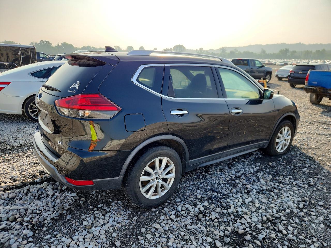 2017 NISSAN ROGUE SV — снимка 3