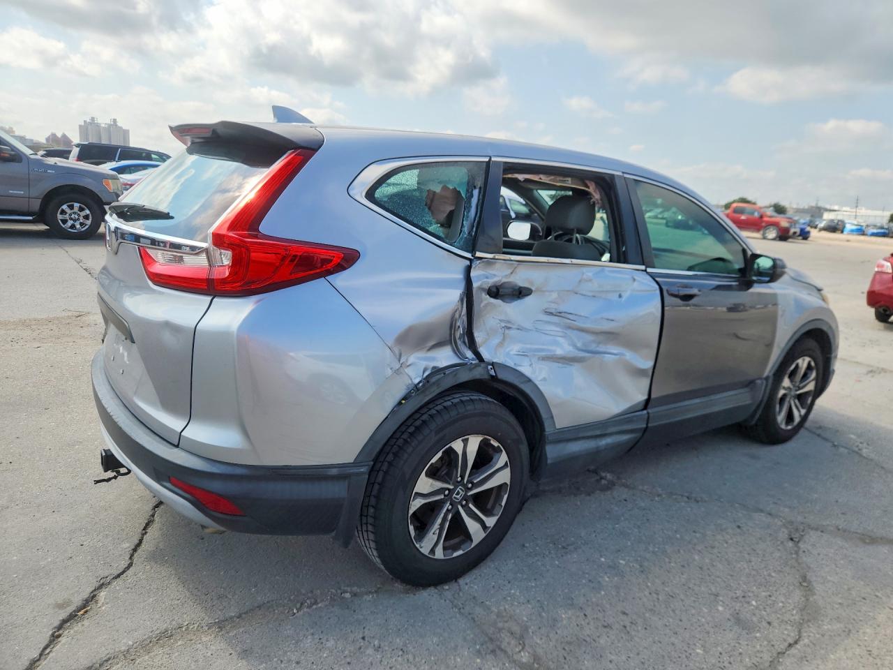 2017 HONDA CR-V LX — снимка 3
