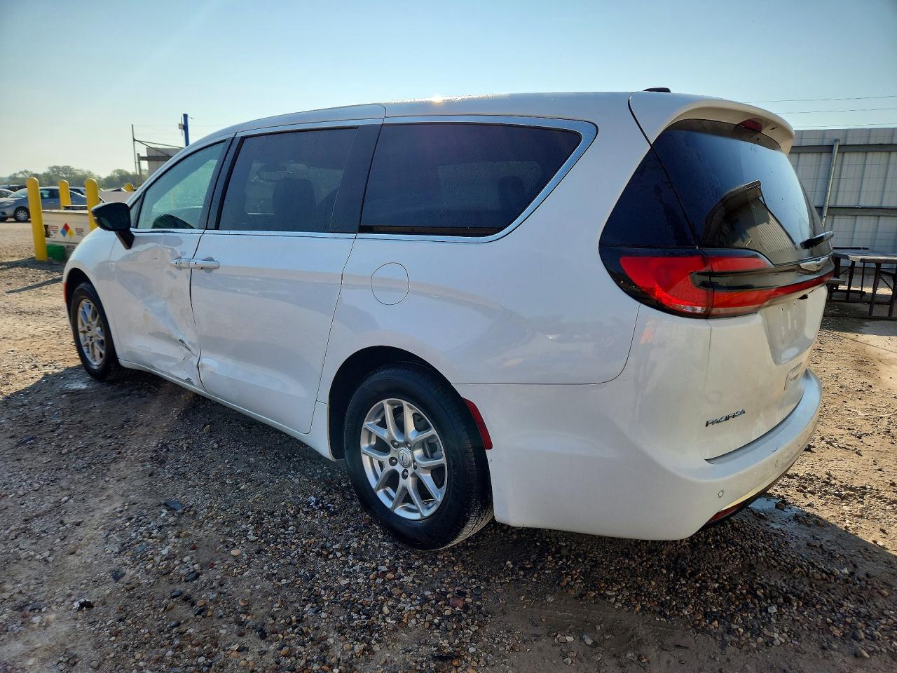 2026 CHRYSLER PACIFICA SELECT — снимка 2