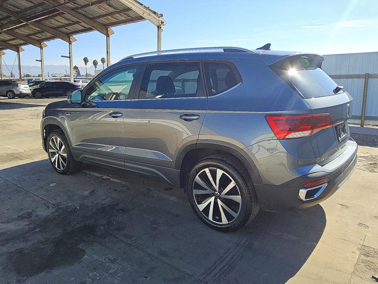 2024 VOLKSWAGEN TAOS SE — снимка 2
