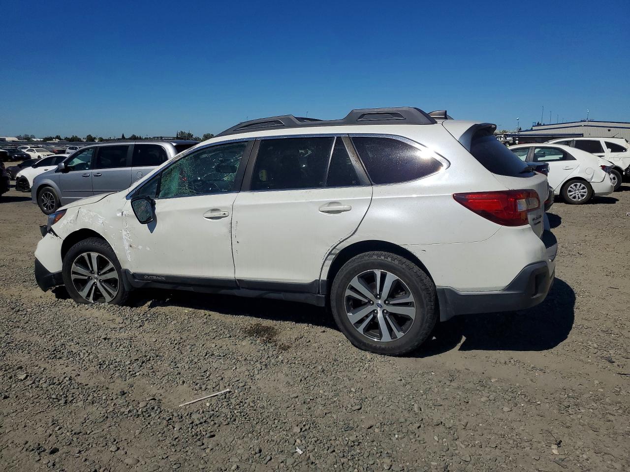 2019 SUBARU OUTBACK 3.6R LIMITED — снимка 2
