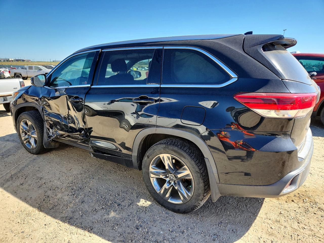 2019 TOYOTA HIGHLANDER LIMITED — снимка 2