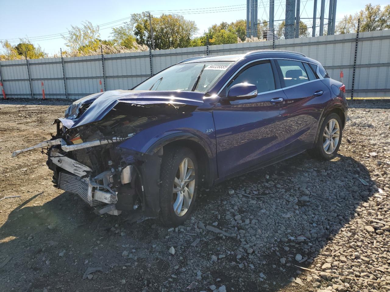 2017 INFINITI QX30 BASE