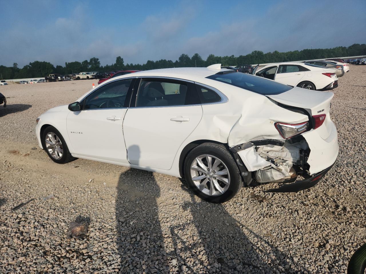 2023 CHEVROLET MALIBU LT — снимка 2