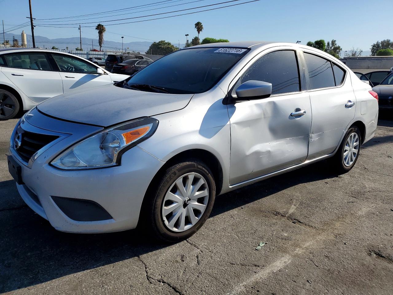 2019 NISSAN VERSA SV