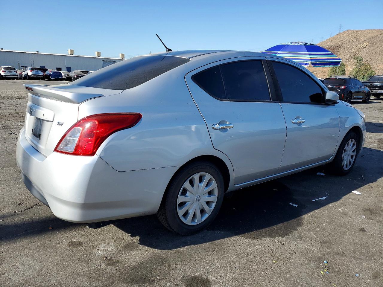 2019 NISSAN VERSA SV — снимка 3