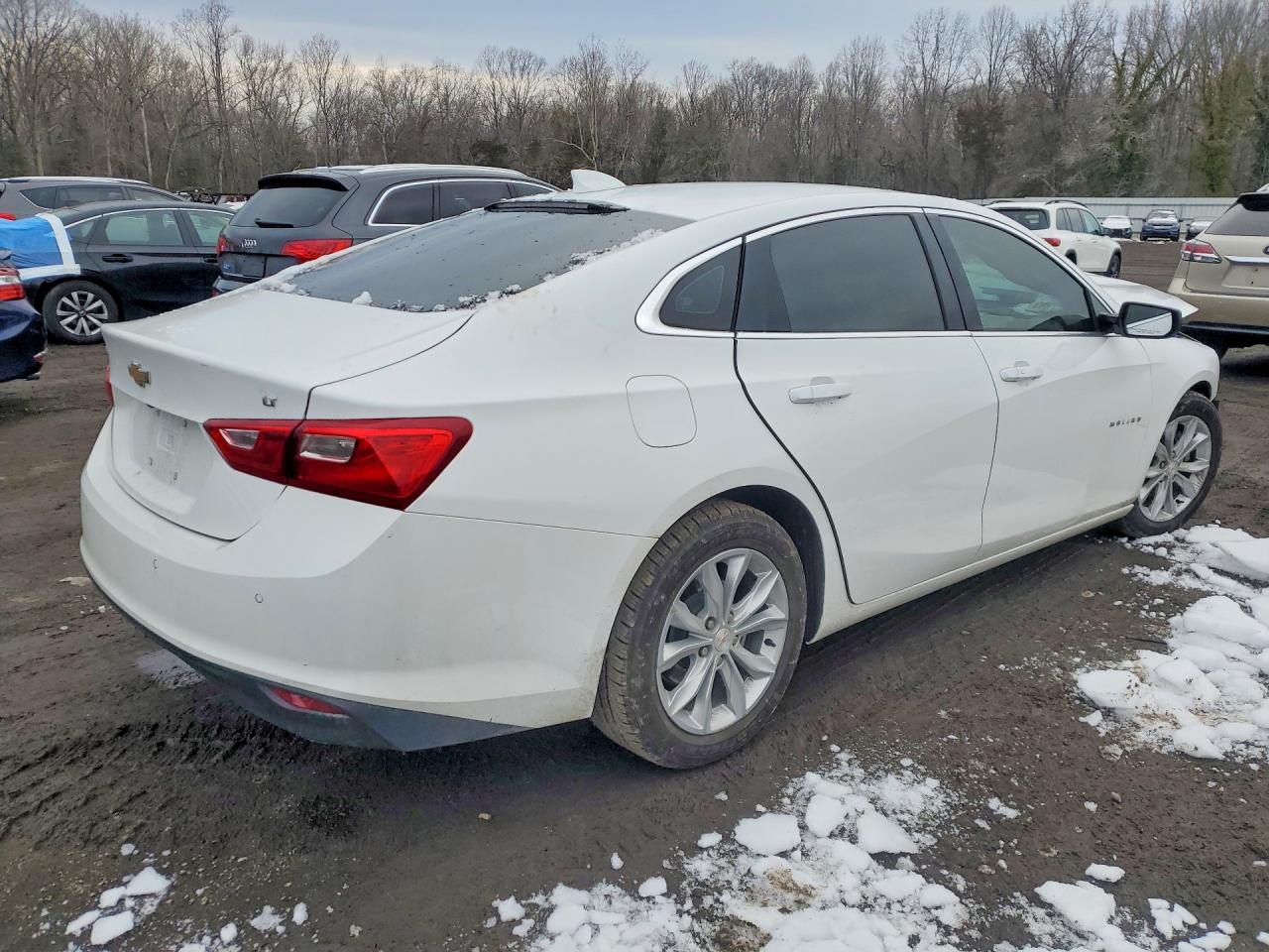 2025 CHEVROLET MALIBU LT — снимка 3
