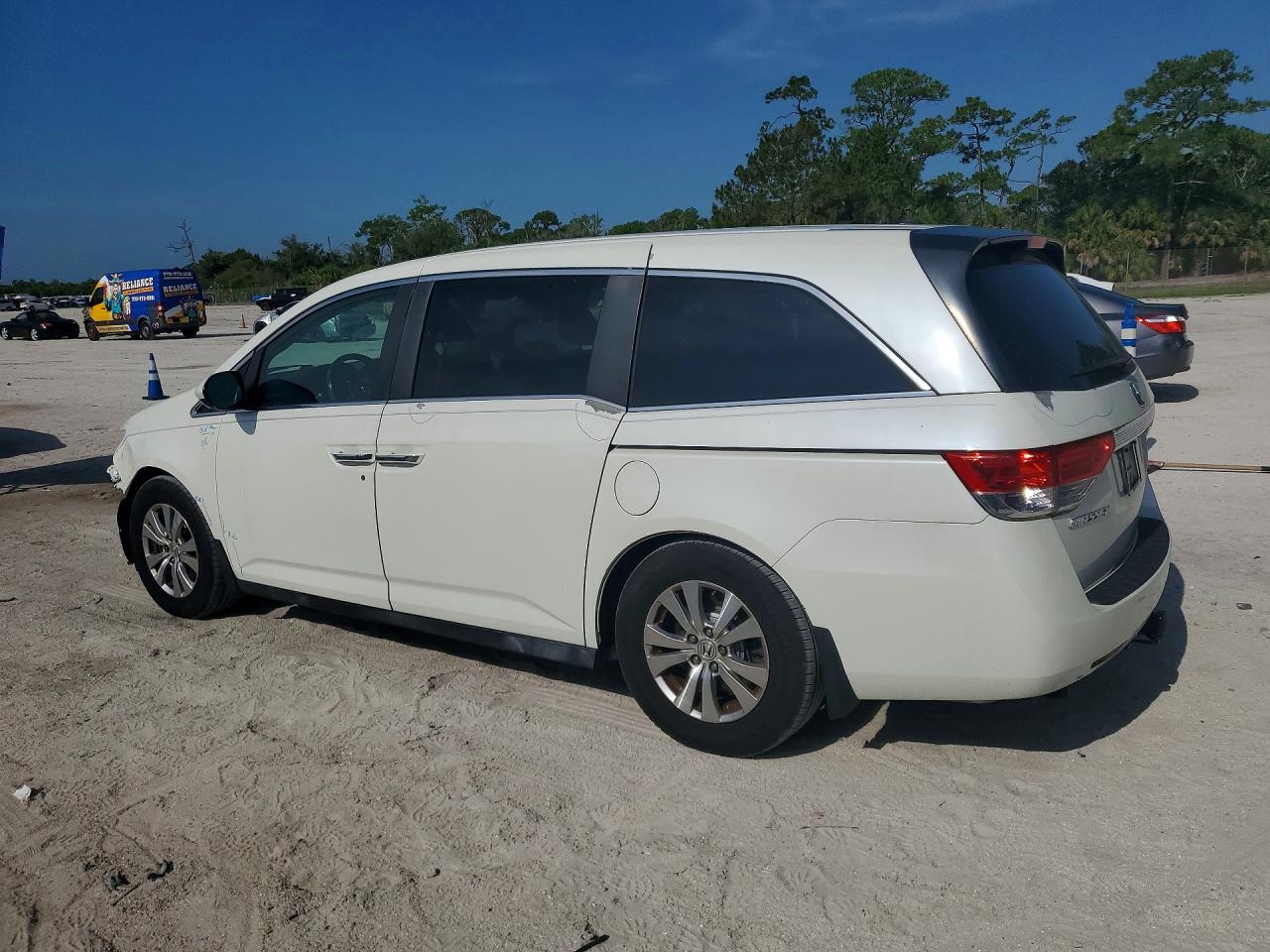 2015 HONDA ODYSSEY EXL — снимка 2