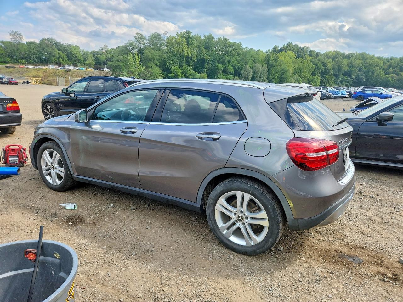 2020 MERCEDES-BENZ GLA 250 4MATIC — снимка 2