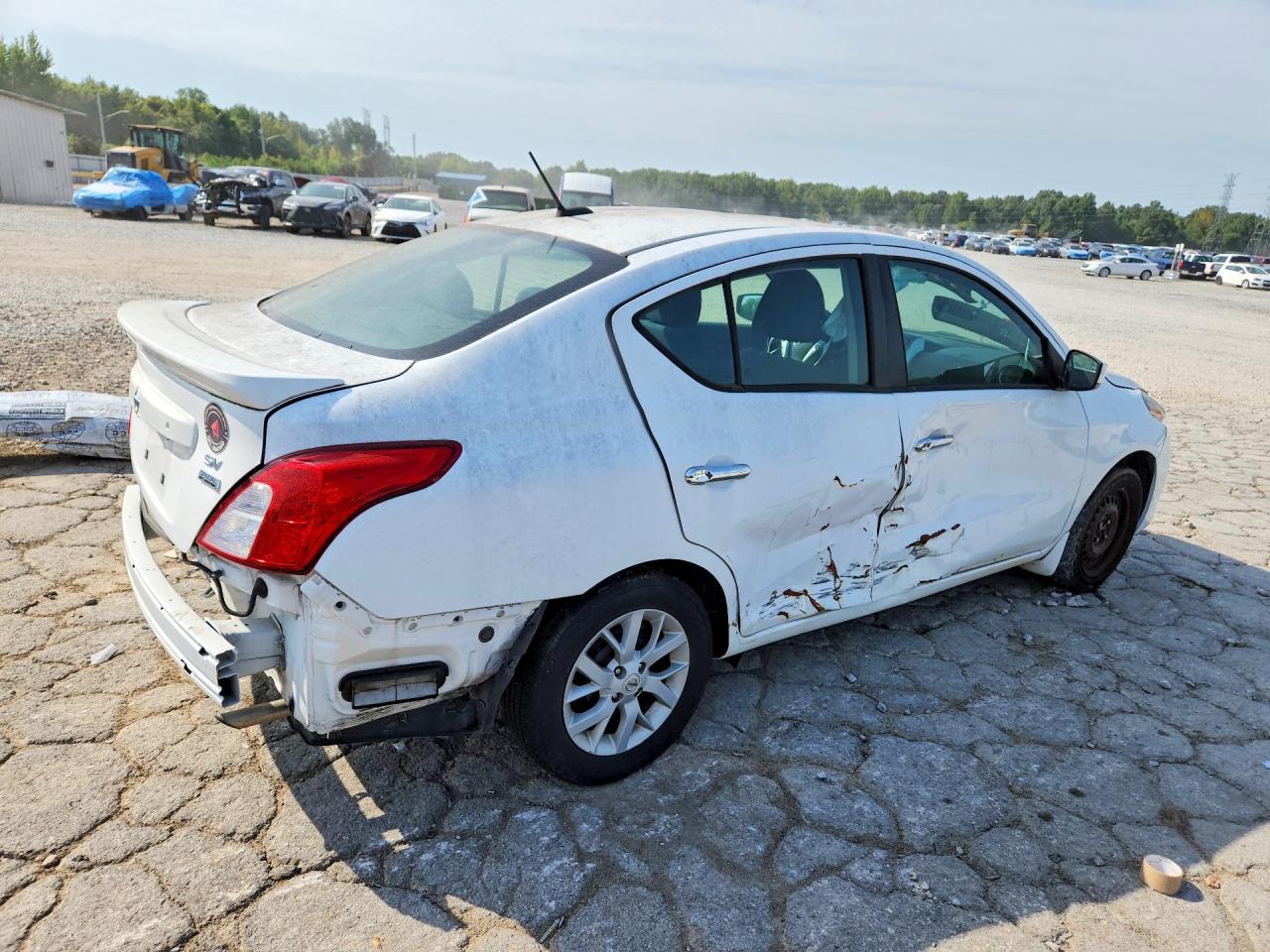 2019 NISSAN VERSA SV — снимка 3