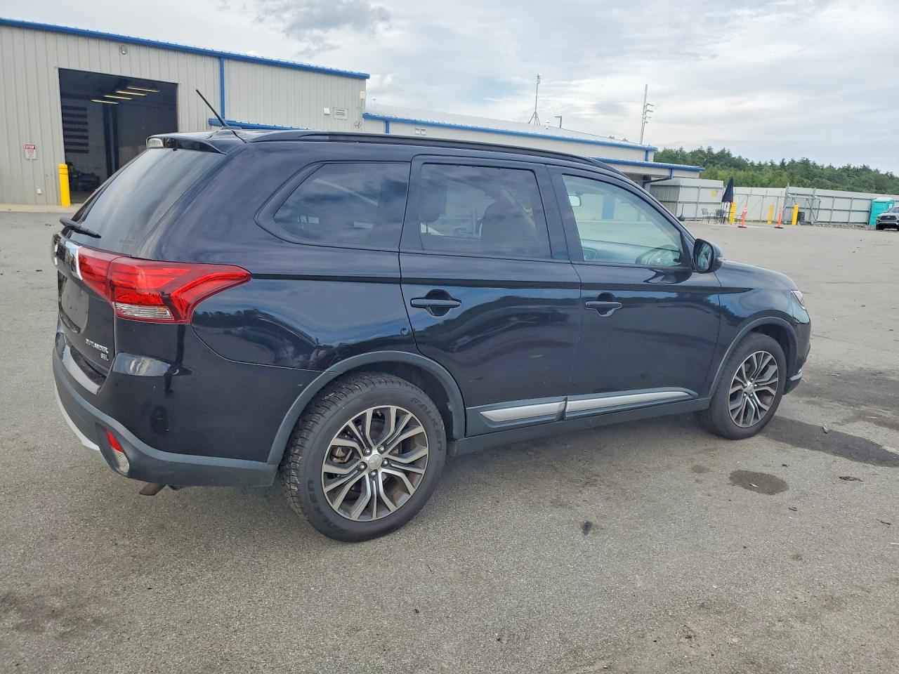 2016 MITSUBISHI OUTLANDER SE — снимка 3