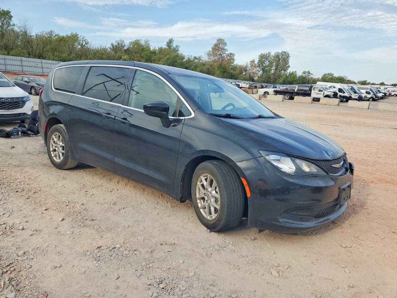 2022 CHRYSLER VOYAGER LX — снимка 4