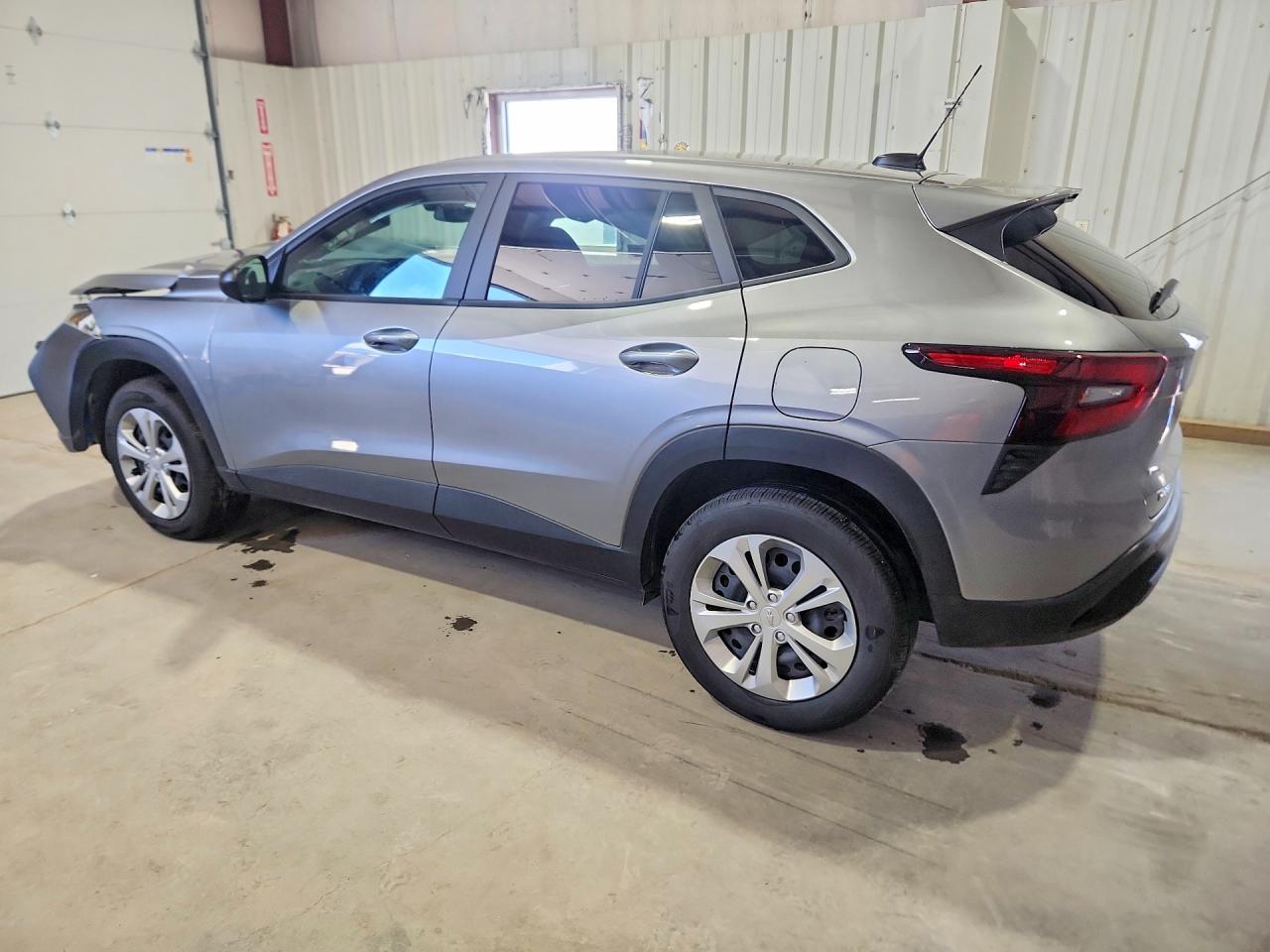 2026 CHEVROLET TRAX LS — снимка 2