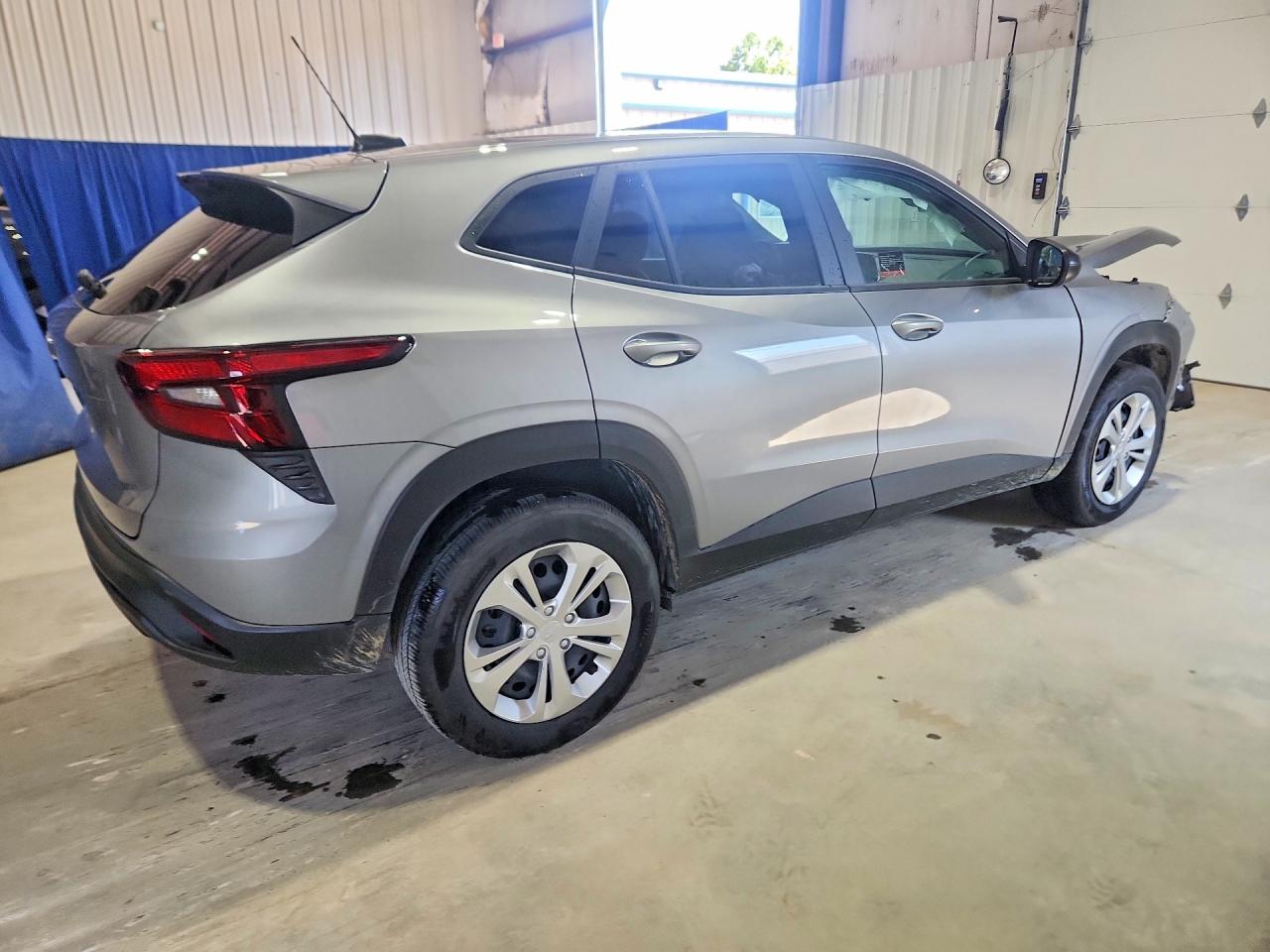 2026 CHEVROLET TRAX LS — снимка 3