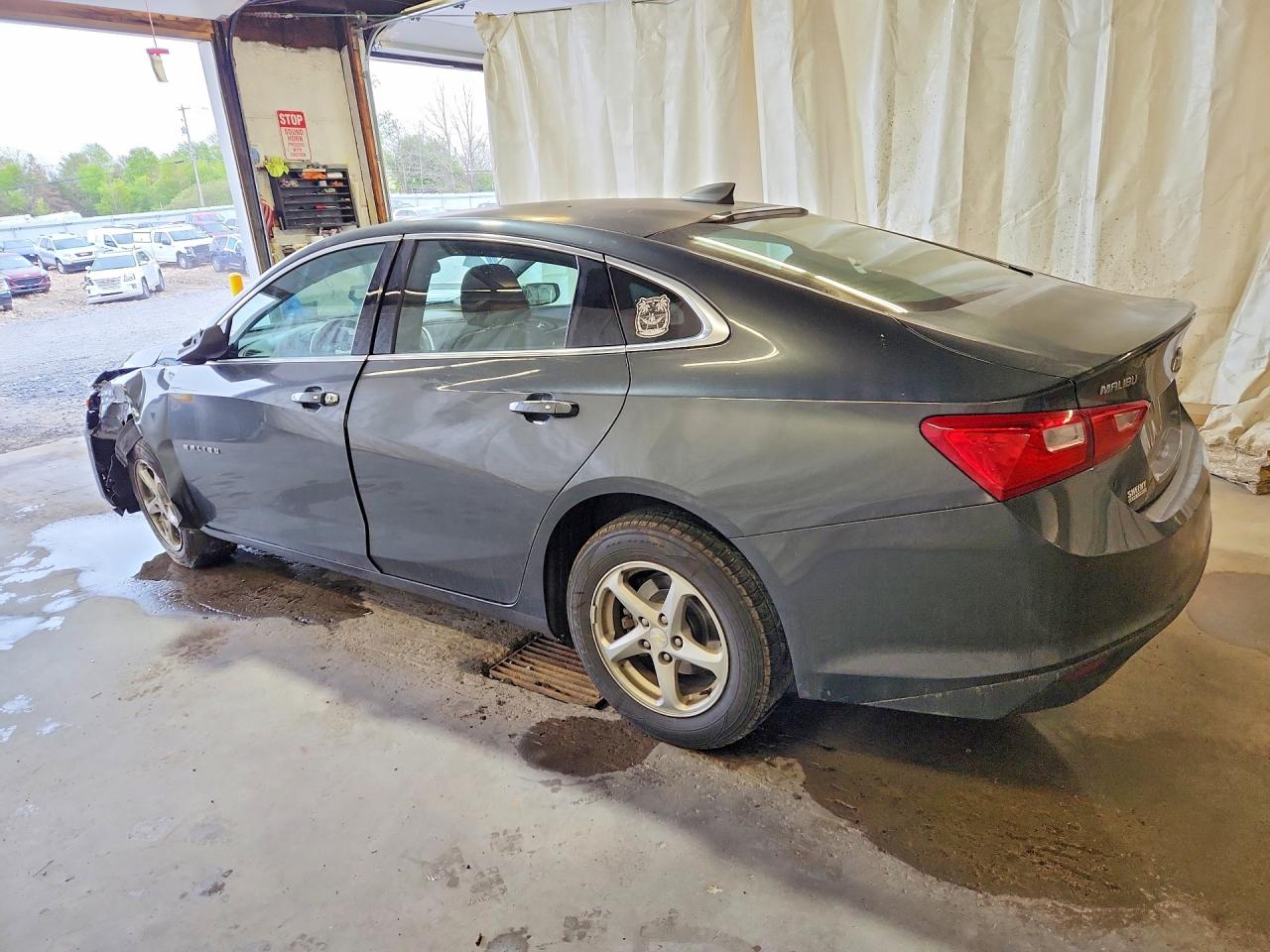 2017 CHEVROLET MALIBU LS — снимка 2