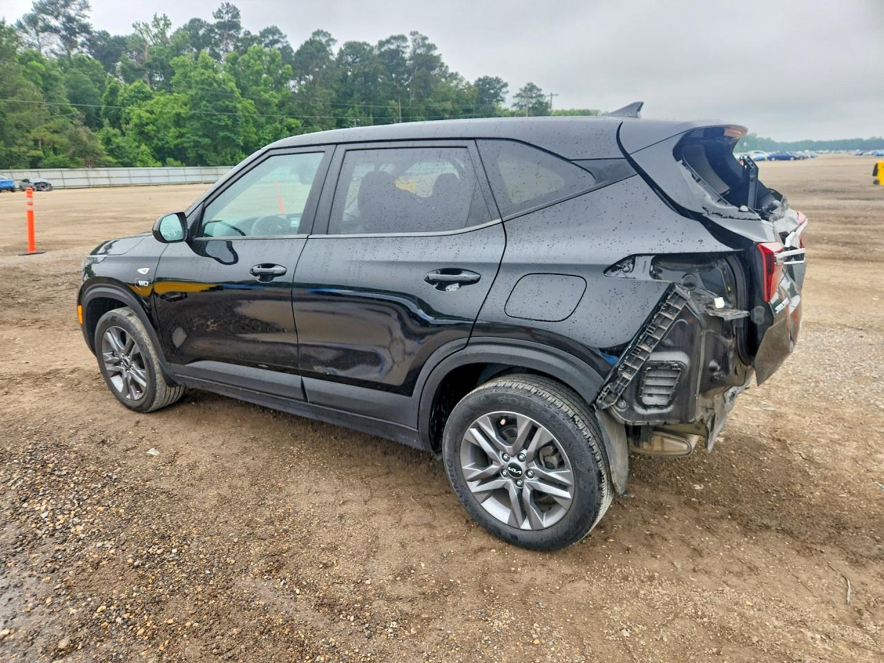 2022 KIA SELTOS LX — снимка 2
