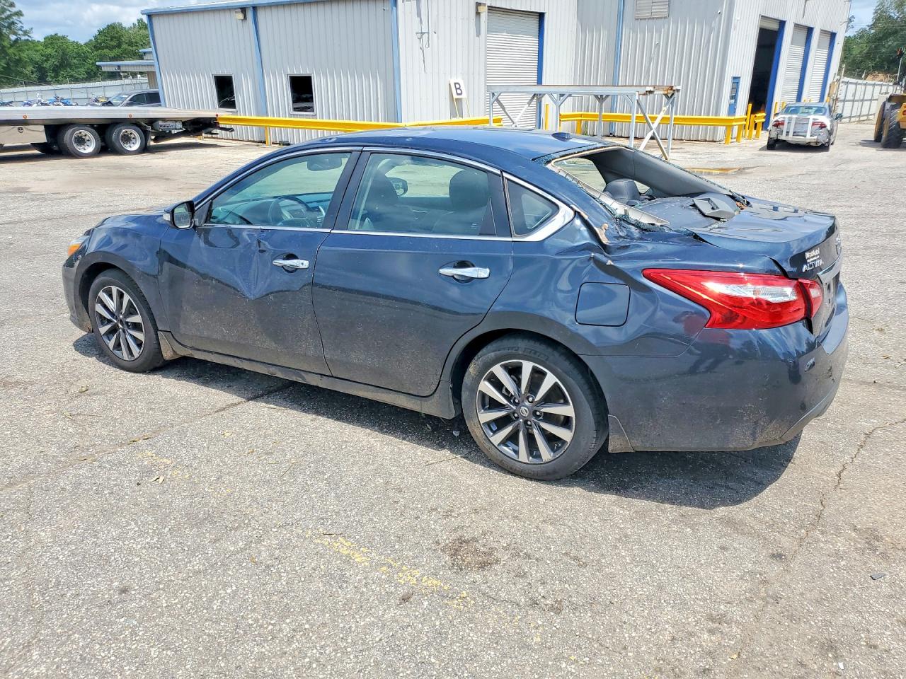 2017 NISSAN ALTIMA 2.5 SL — снимка 2