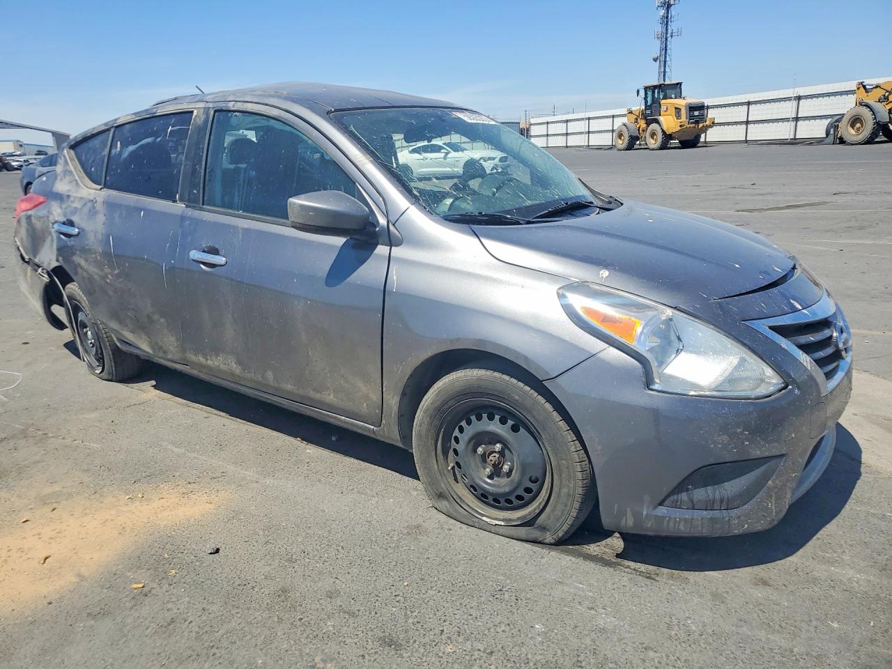 2018 NISSAN VERSA SV — снимка 4