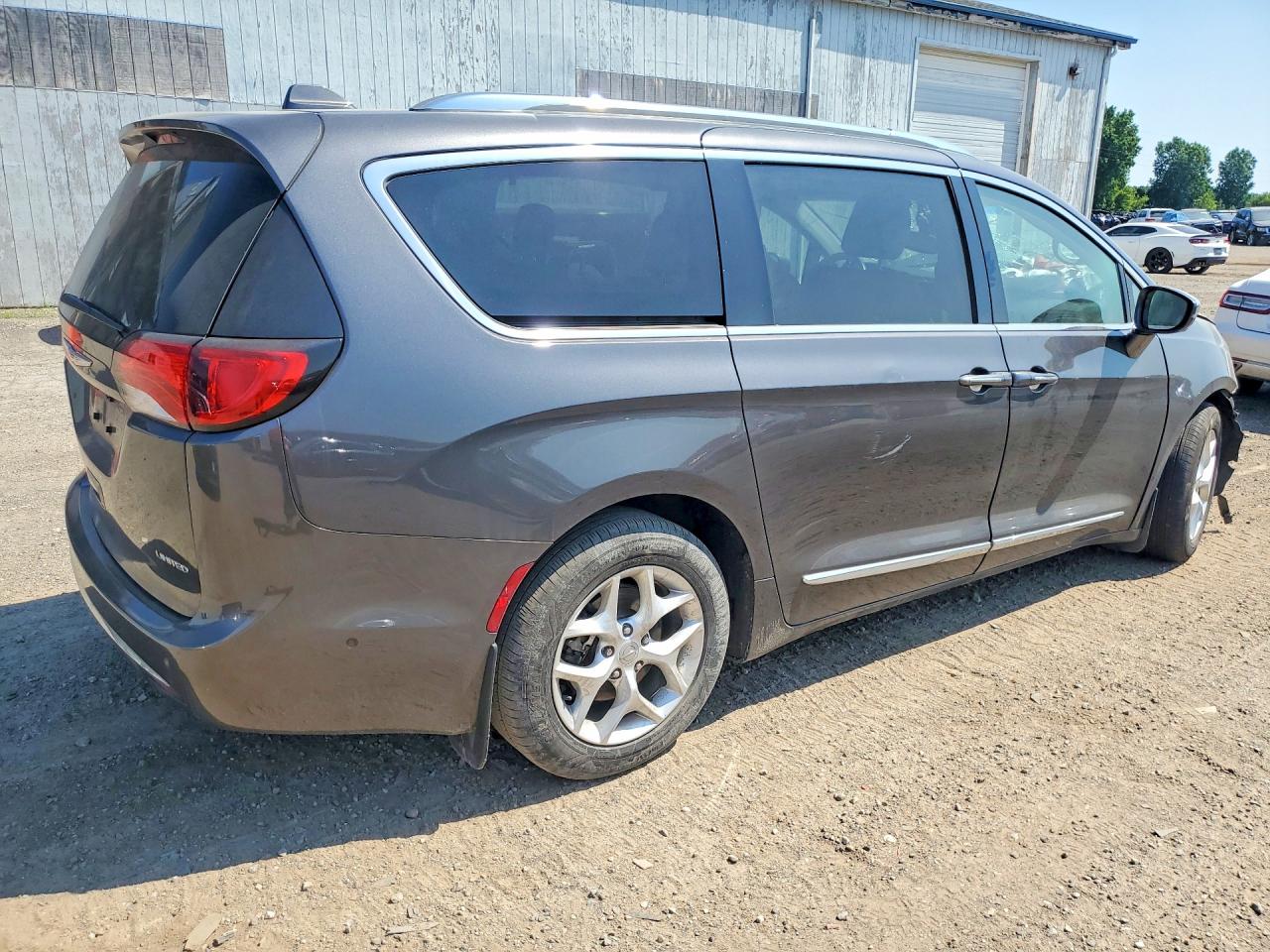 2020 CHRYSLER PACIFICA LIMITED — снимка 3